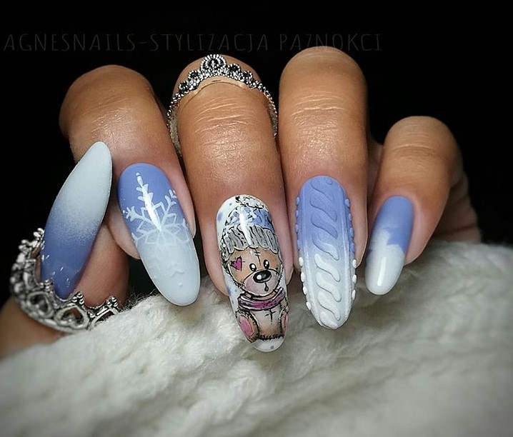 Blue Winter Manicure Nail Design Ideas