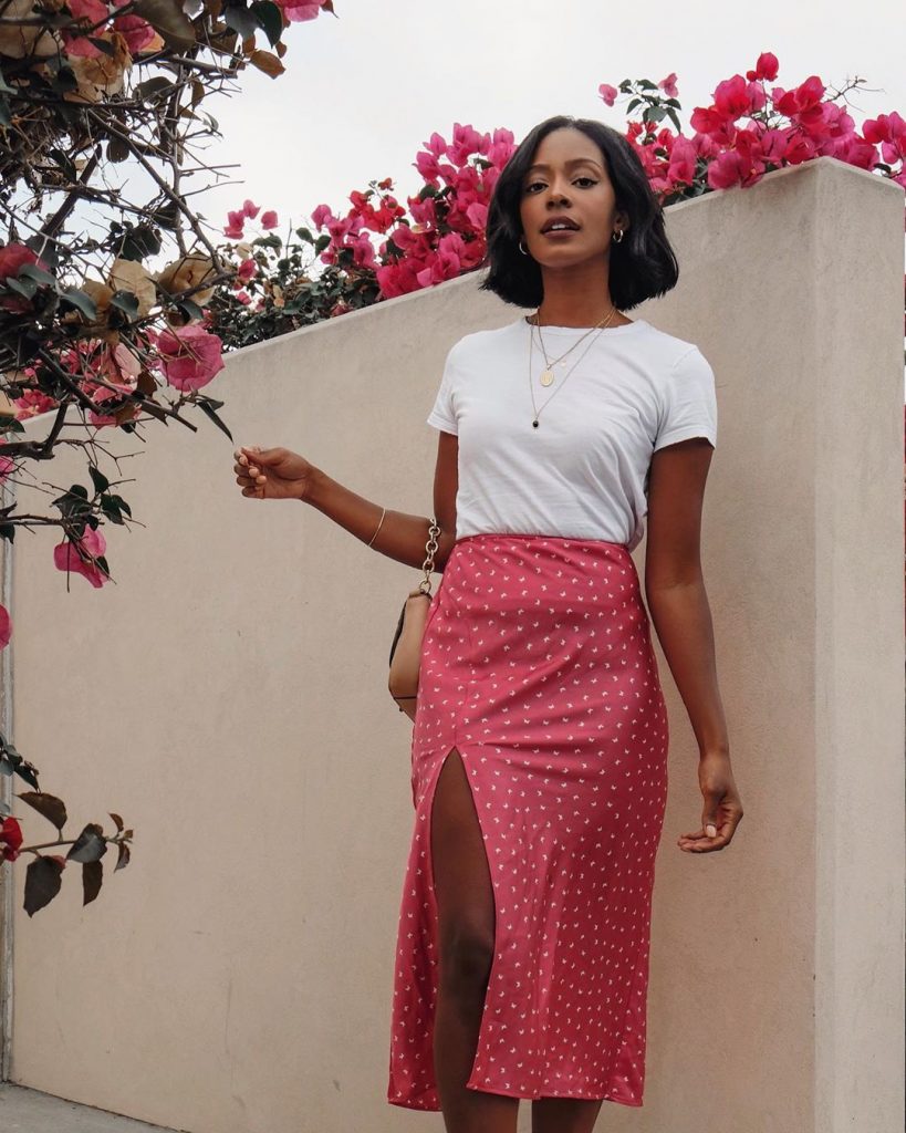 Pink Skirt: 11 Secrets of Stylish Combinations 